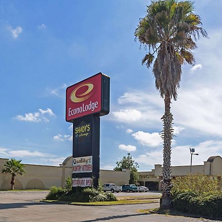 Econo Lodge Baytown Bagian luar foto
